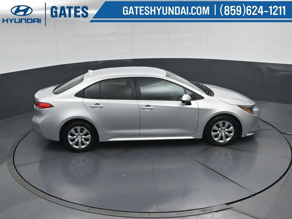 2025 Toyota Corolla LE - Photo 44