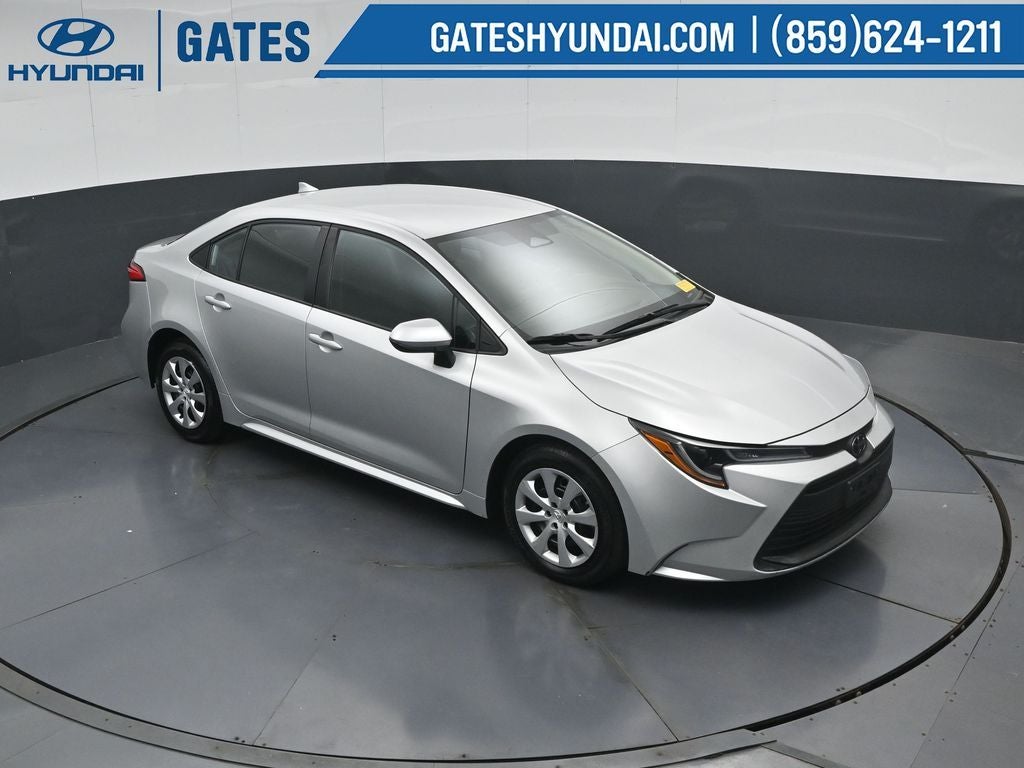 2025 Toyota Corolla LE - Photo 45