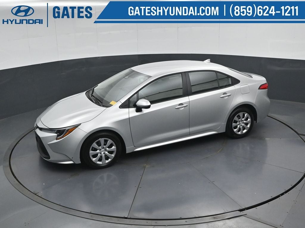 2025 Toyota Corolla LE - Photo 48