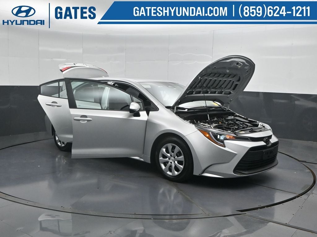 2025 Toyota Corolla LE - Photo 54