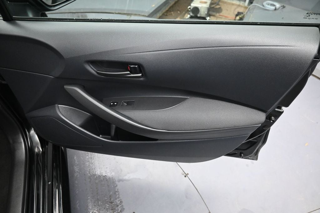 2024 Toyota Corolla LE - Photo 30