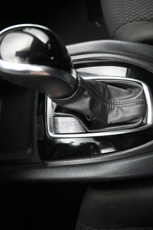 2022 Nissan Rogue Sport S