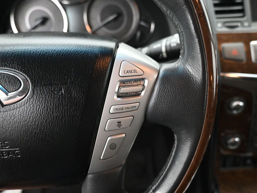 2016 INFINITI QX80 Base