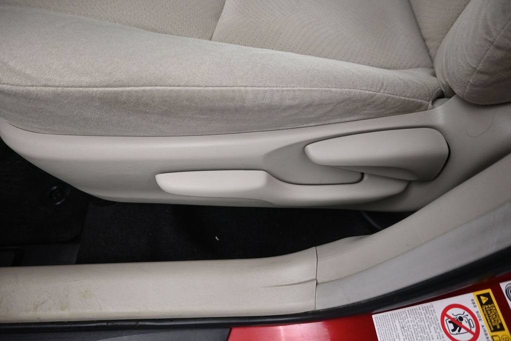2013 Toyota Prius Three - Photo 23