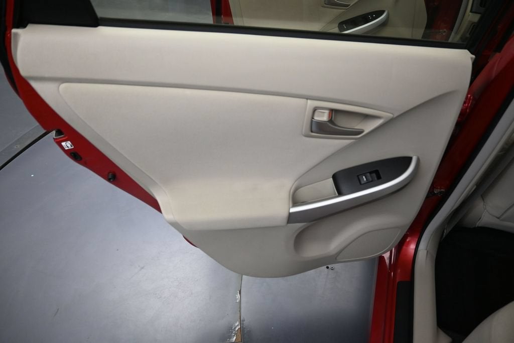 2013 Toyota Prius Three - Photo 26