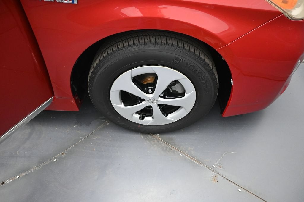 2013 Toyota Prius Three - Photo 32