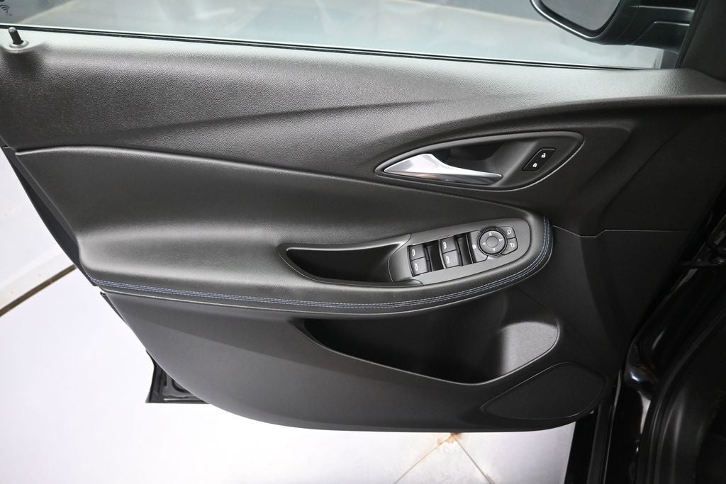 2025 Buick Encore GX Sport Touring - Photo 21