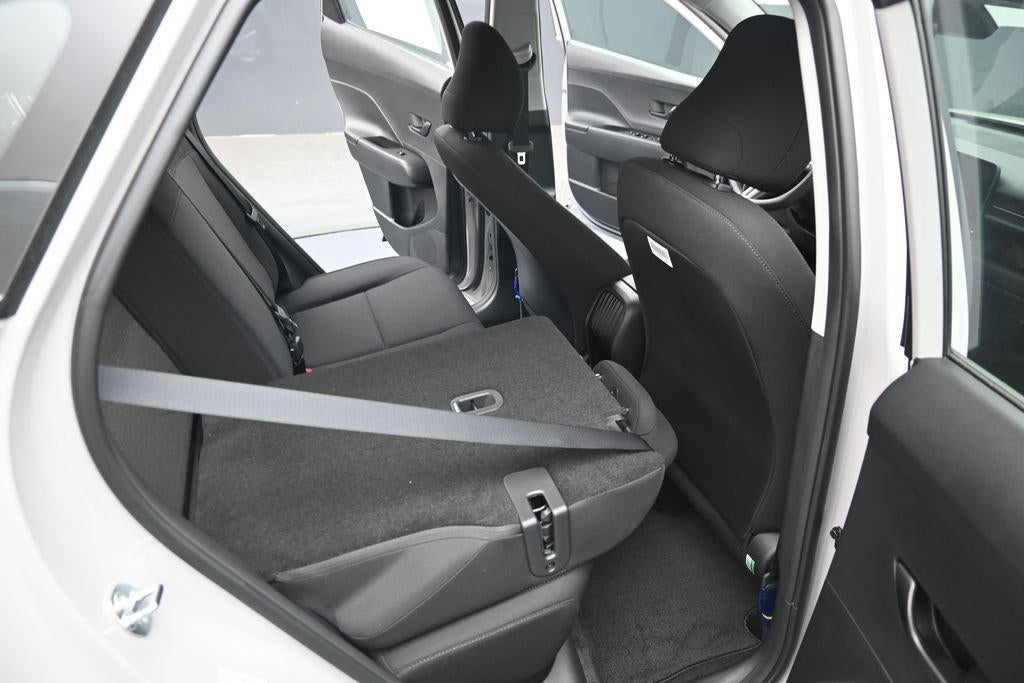 2027 Hyundai KONA SE