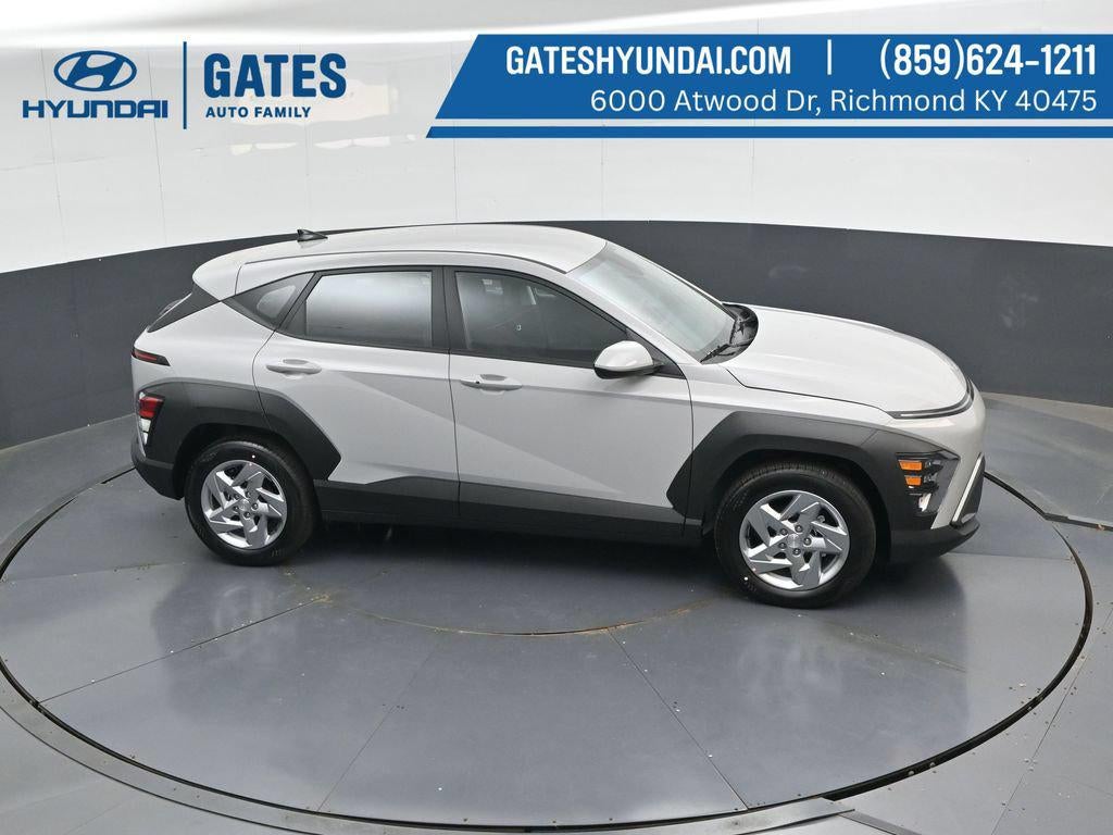 2027 Hyundai KONA SE