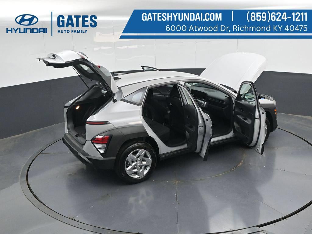 2027 Hyundai KONA SE