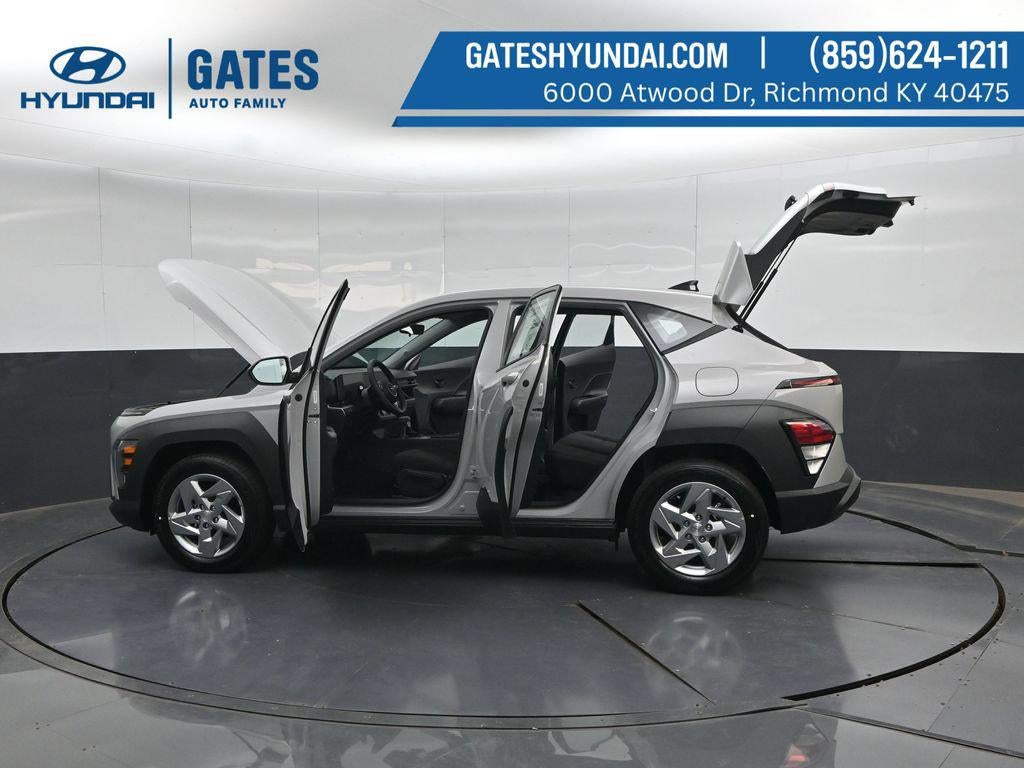 2027 Hyundai KONA SE