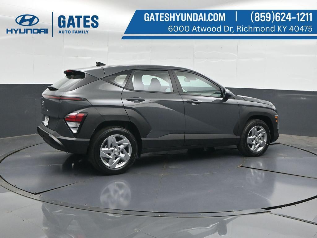 2027 Hyundai KONA SE