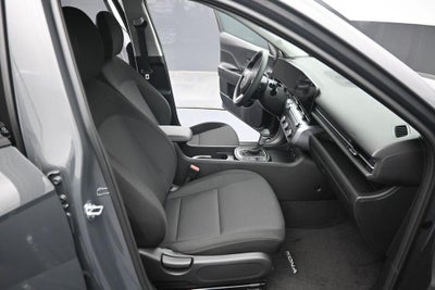2027 Hyundai KONA SE