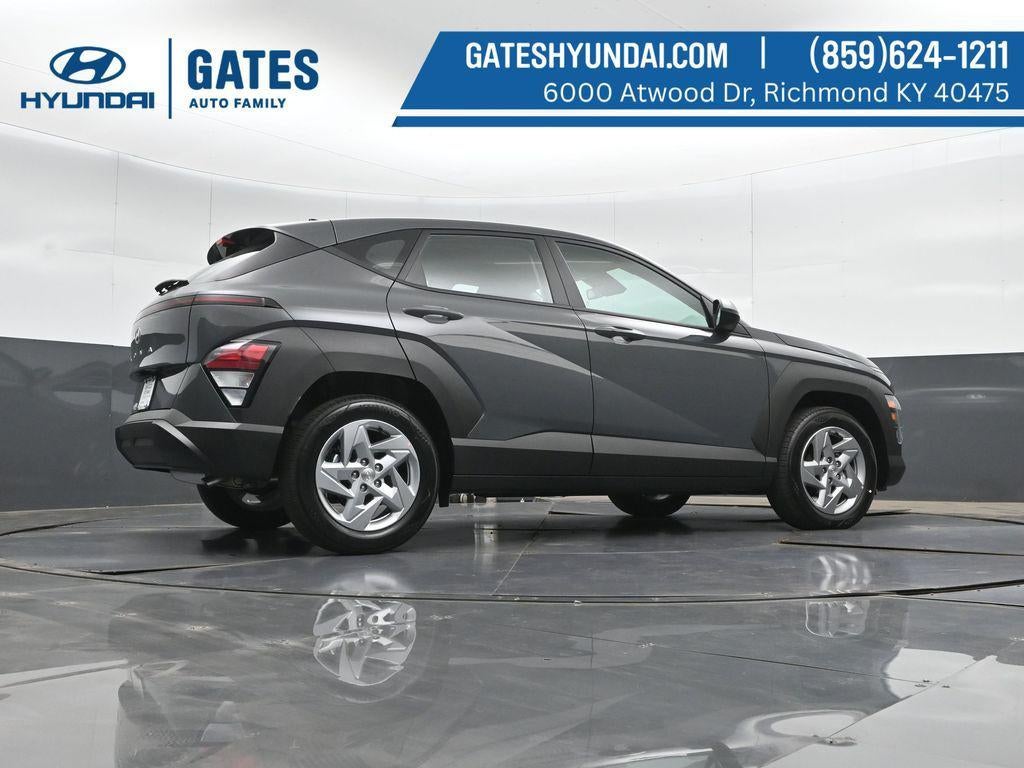 2027 Hyundai KONA SE