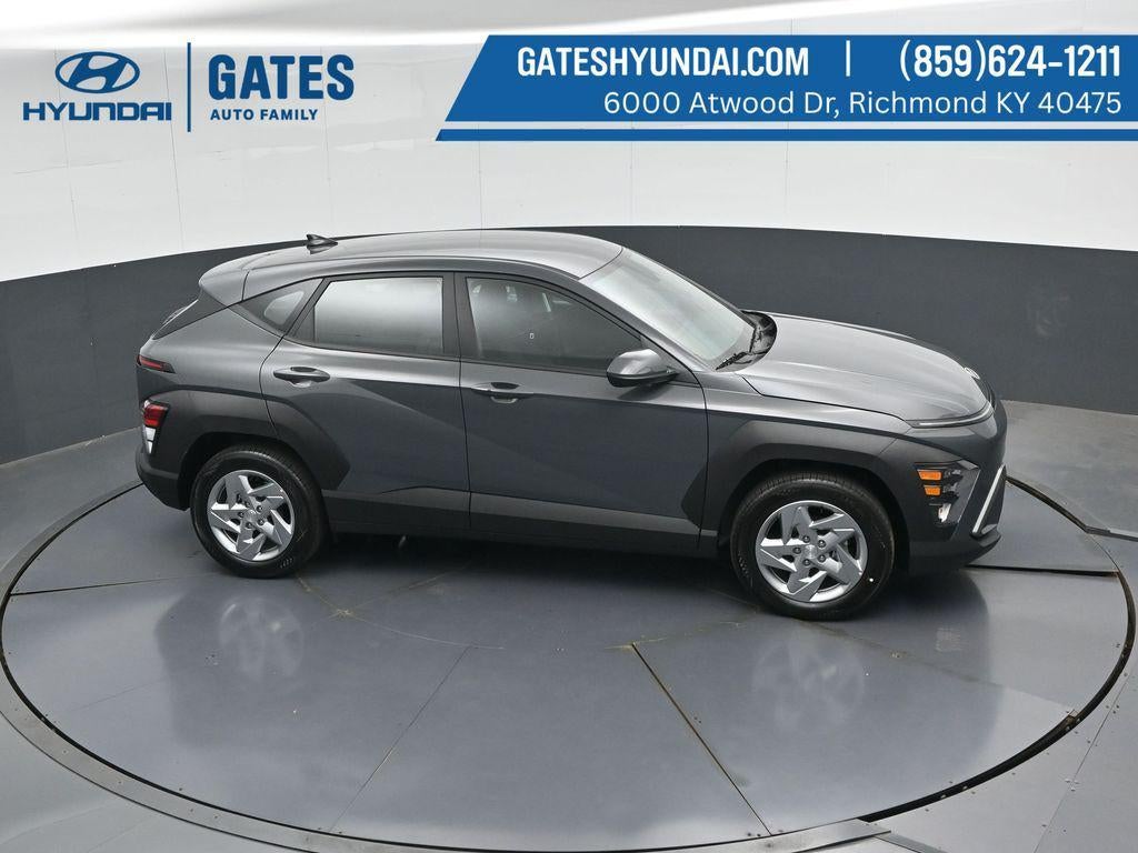 2027 Hyundai KONA SE