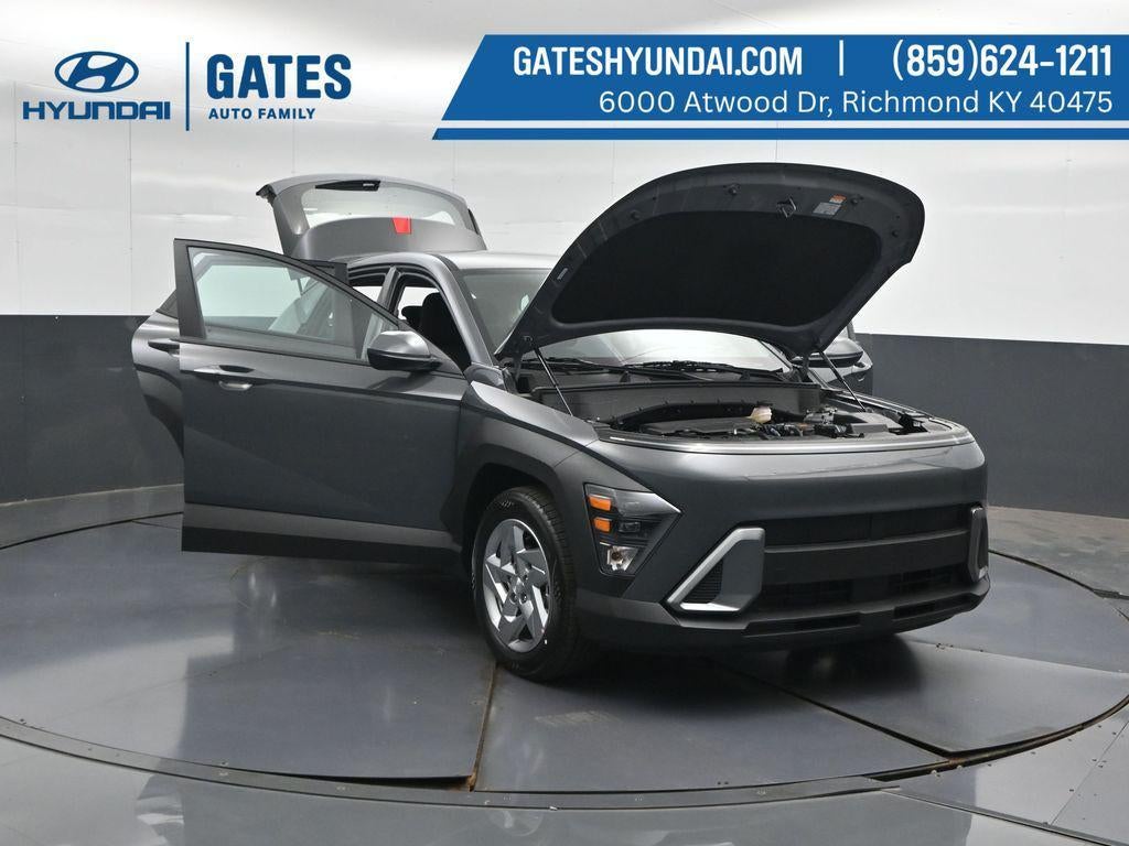 2027 Hyundai KONA SE