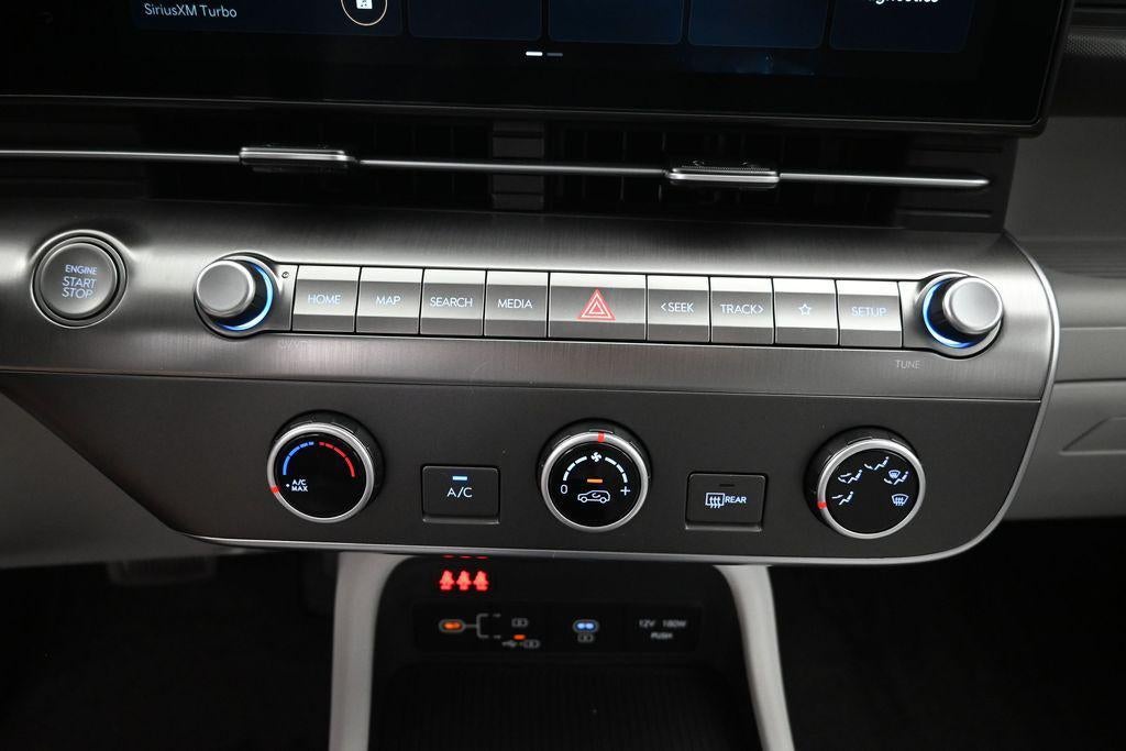 2027 Hyundai KONA SE