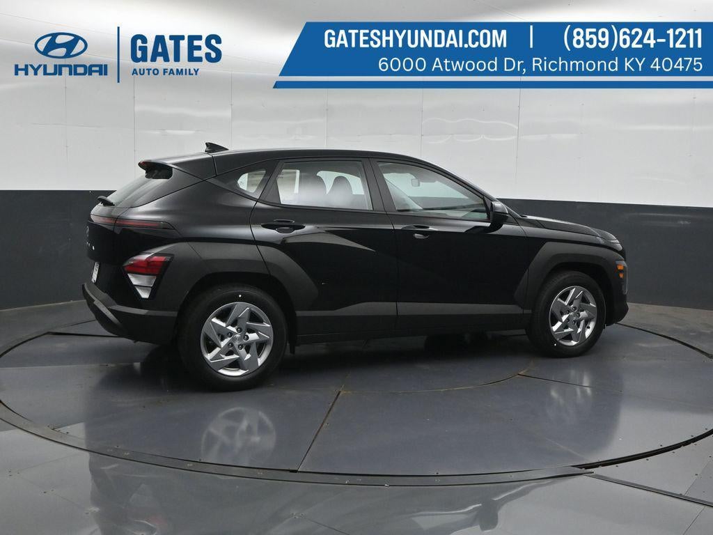 2027 Hyundai KONA SE