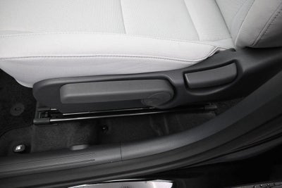 2027 Hyundai KONA SE