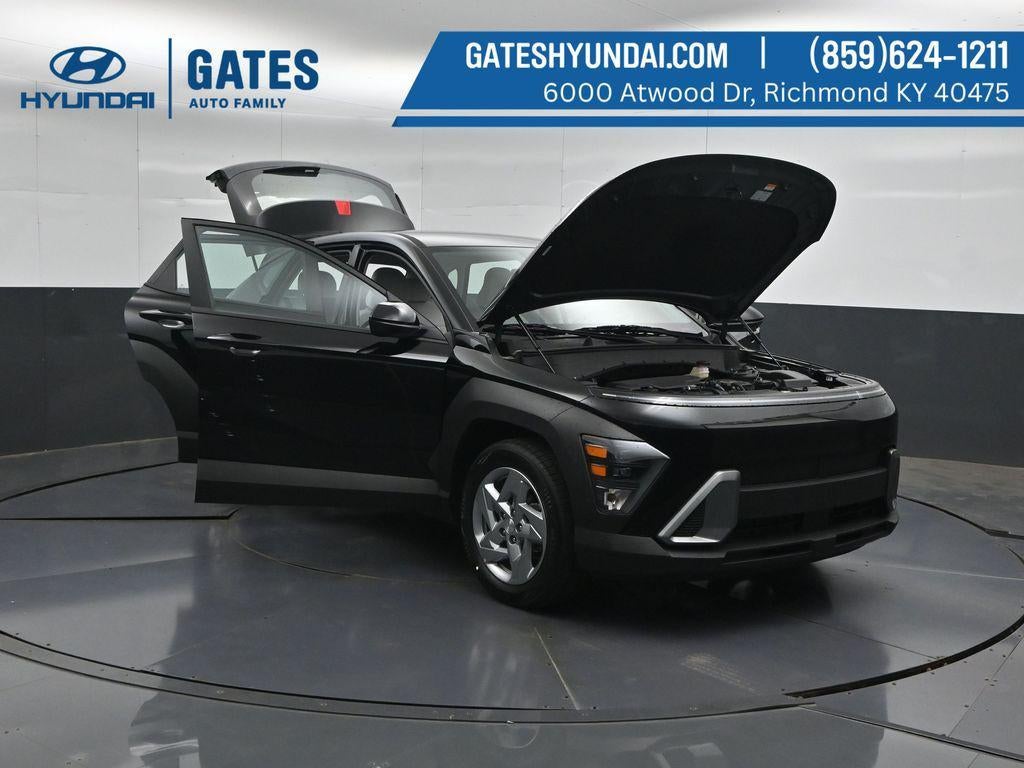 2027 Hyundai KONA SE