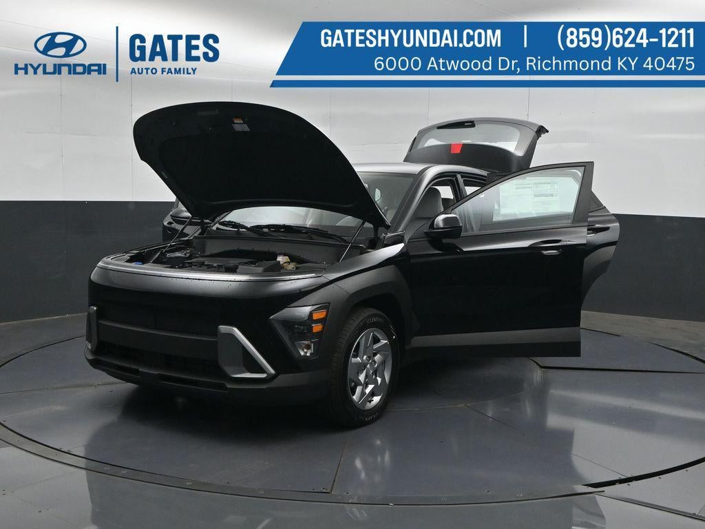 2027 Hyundai KONA SE
