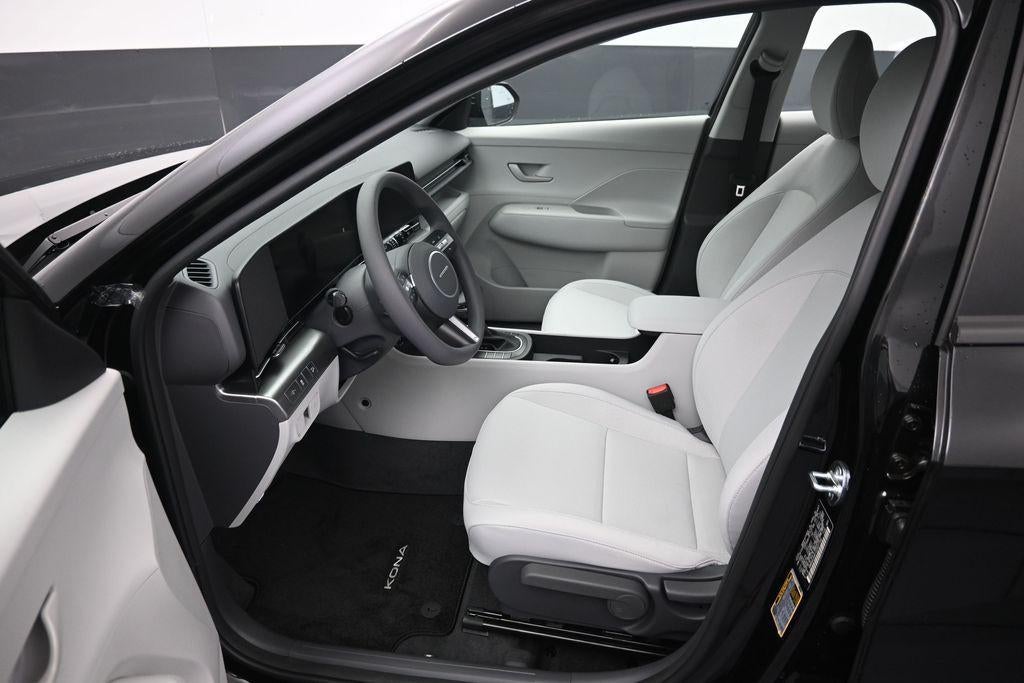 2027 Hyundai KONA SE