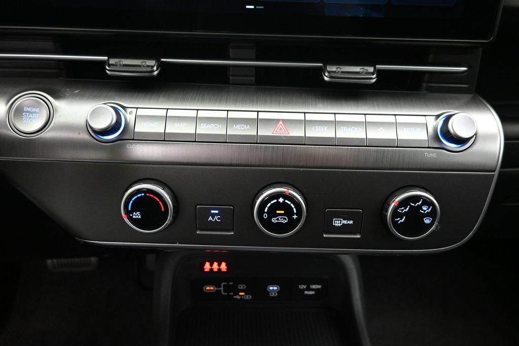 2027 Hyundai KONA SE