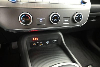 2027 Hyundai KONA SE