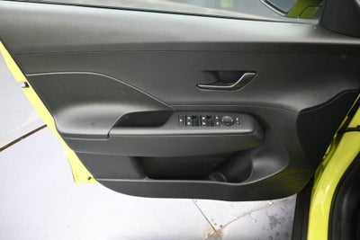 2027 Hyundai KONA SE