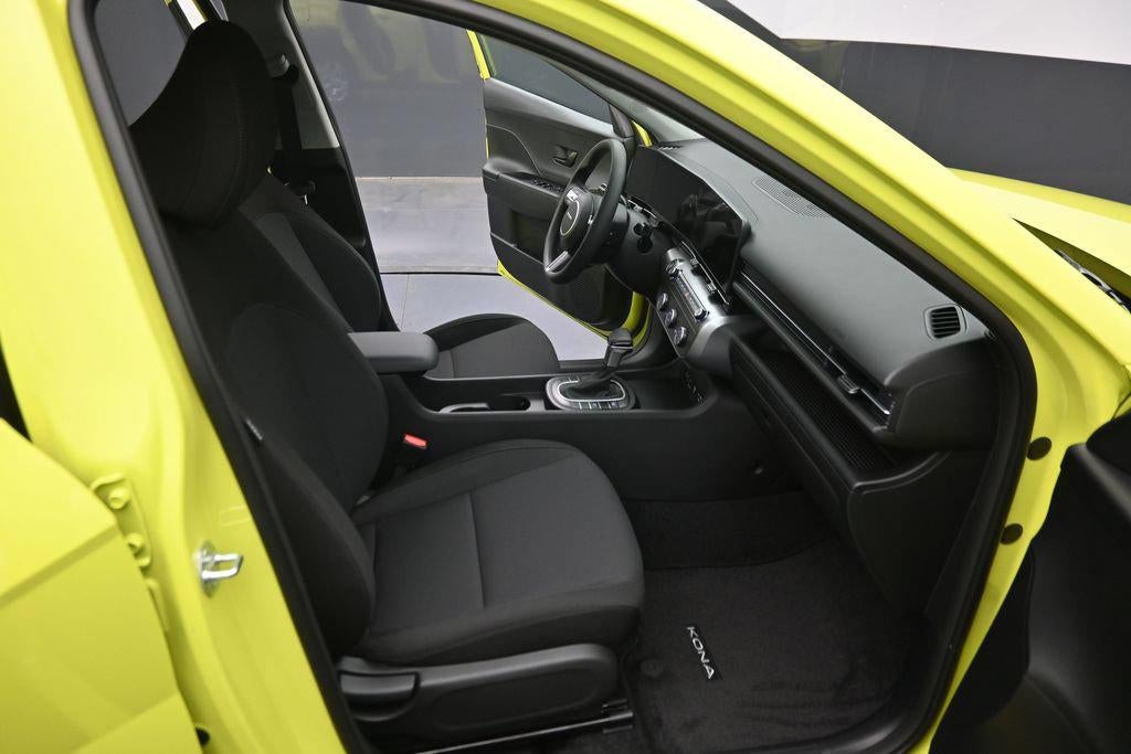 2027 Hyundai KONA SE
