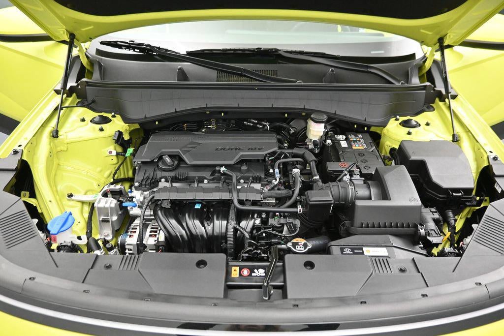 2027 Hyundai KONA SE