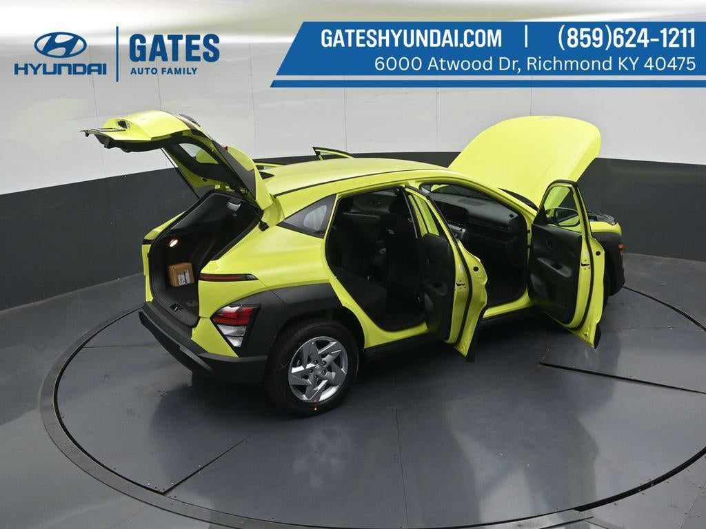 2027 Hyundai KONA SE