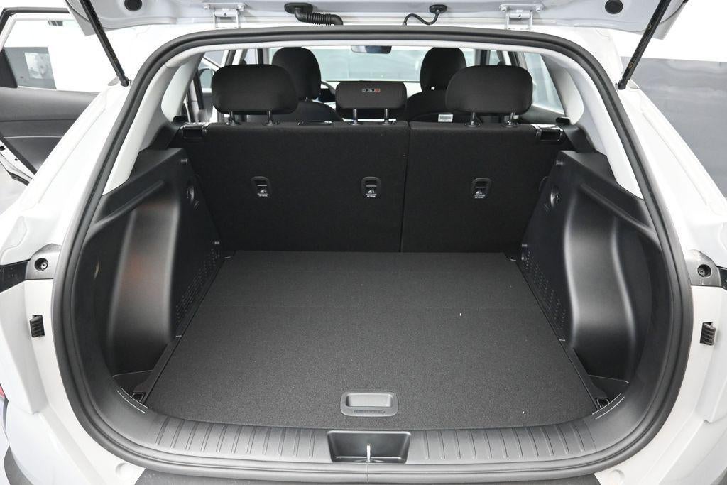 2027 Hyundai KONA SE