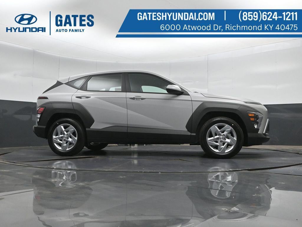 2027 Hyundai KONA SE