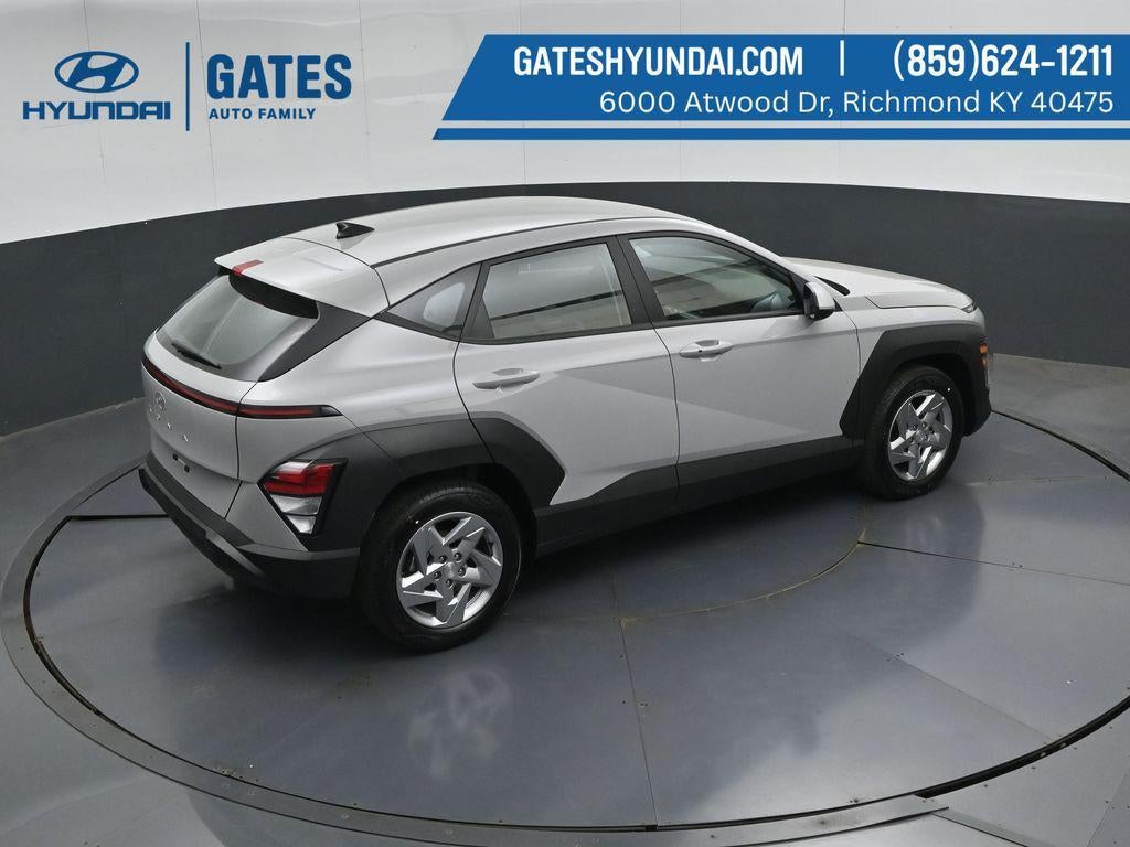 2027 Hyundai KONA SE