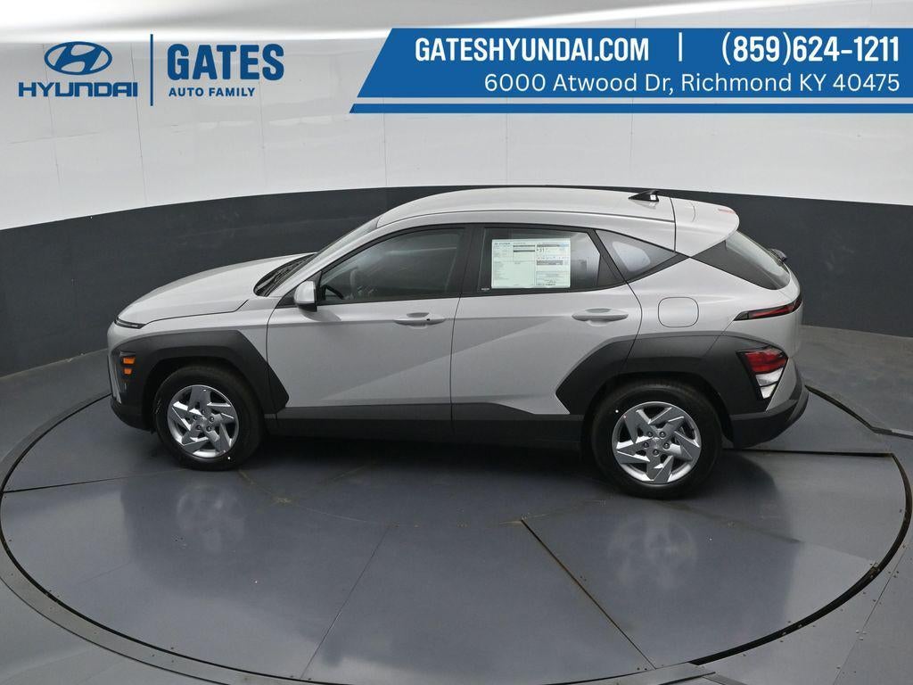 2027 Hyundai KONA SE