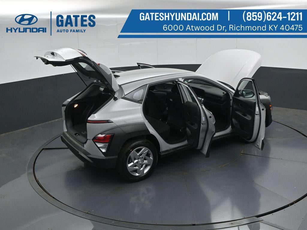 2027 Hyundai KONA SE