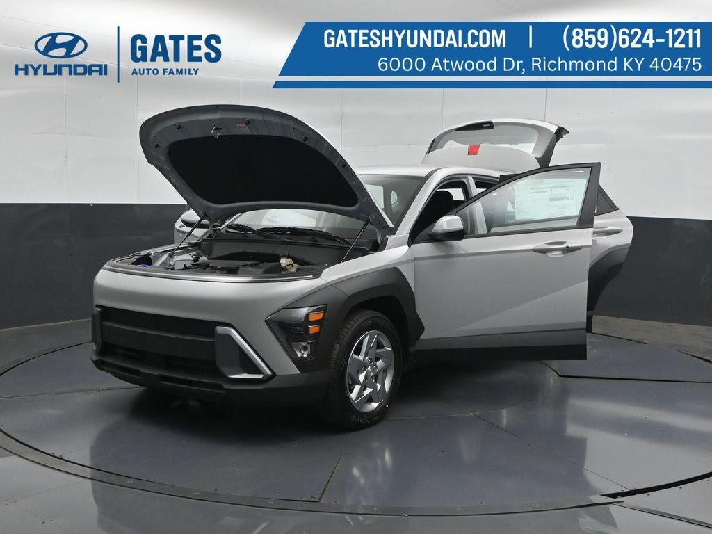 2027 Hyundai KONA SE