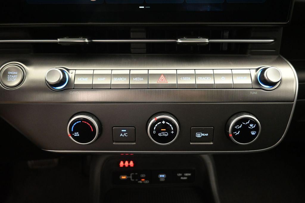 2027 Hyundai KONA SE