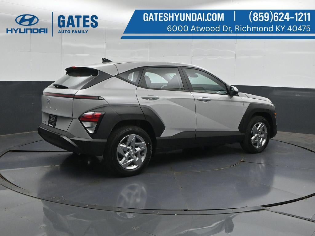 2027 Hyundai KONA SE