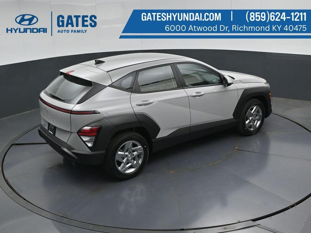 2027 Hyundai KONA SE