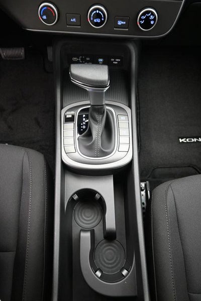 2027 Hyundai KONA SE