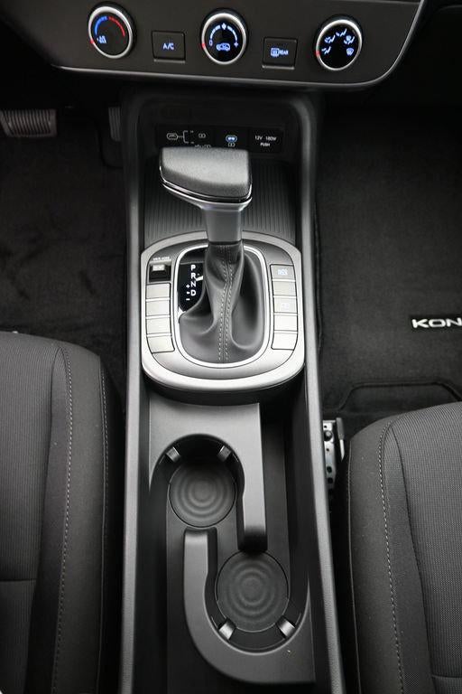 2027 Hyundai KONA SE