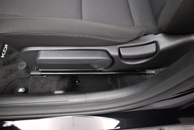 2027 Hyundai KONA SE