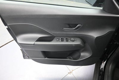 2027 Hyundai KONA SE