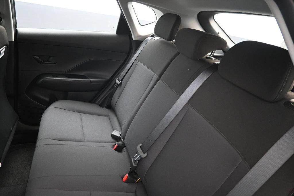 2027 Hyundai KONA SE