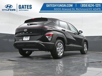 2027 Hyundai KONA SE