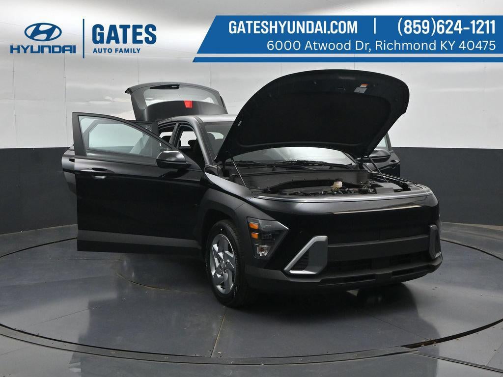 2027 Hyundai KONA SE