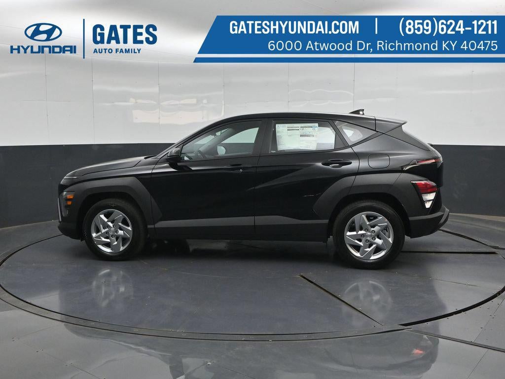 2027 Hyundai KONA SE