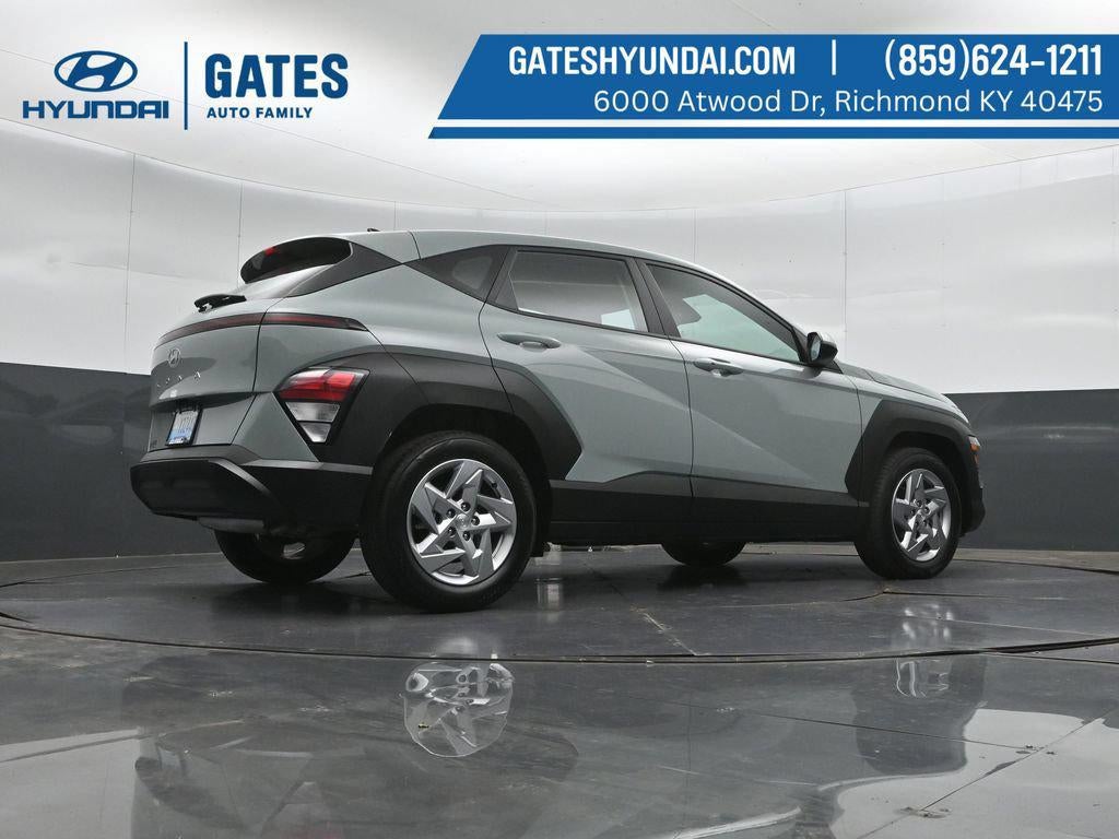 2026 Hyundai KONA SE